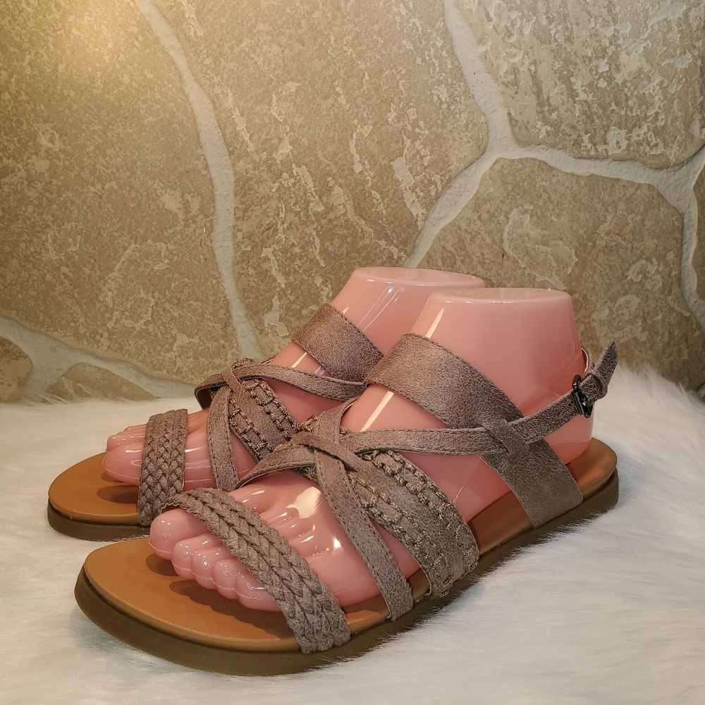 WOMENS SANDALS NOT RATED - Picture 3 of 9